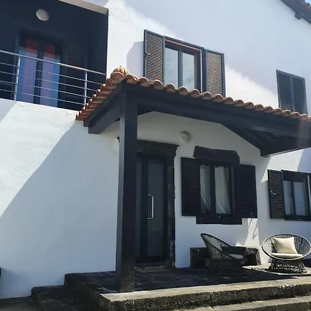 Holiday home Casa Da Boa Viagem Calhetas