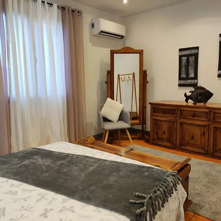 Casa Da Boa Viagem Holiday home Calhetas
